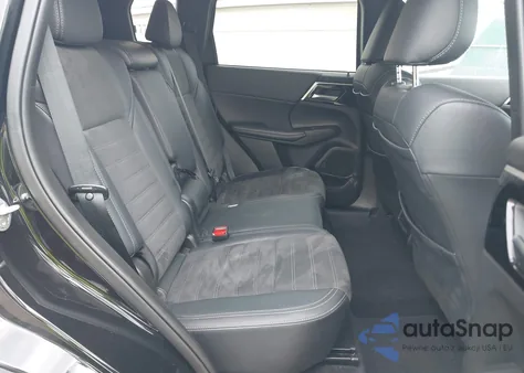 2024 Mitsubishi Outlander Se 2.5 S-Awc/Se Black Edition S-Awc/Se Black Edition W/Pano Roof S-Awc/Se Ralliart S-Awc из США, поврежденный, VIN JA4J4VA87RZ026513